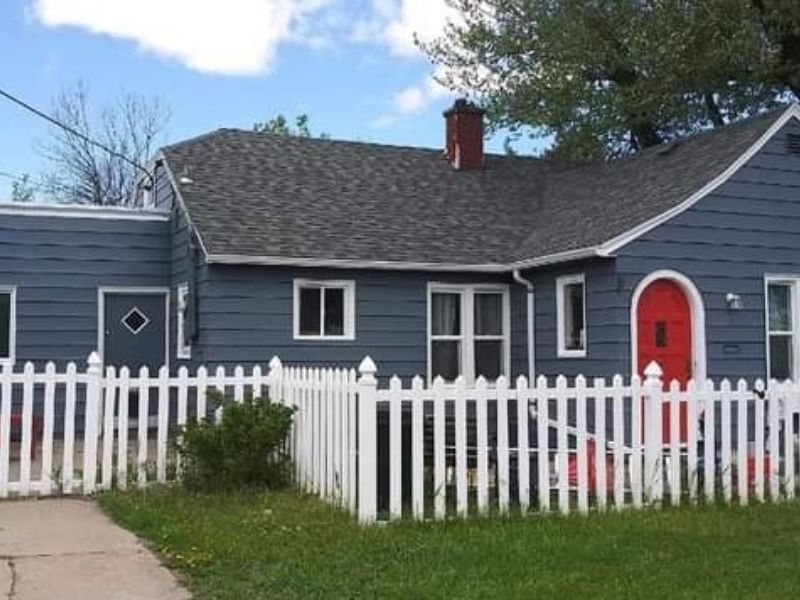 Completed painting project by Falls Best Painting