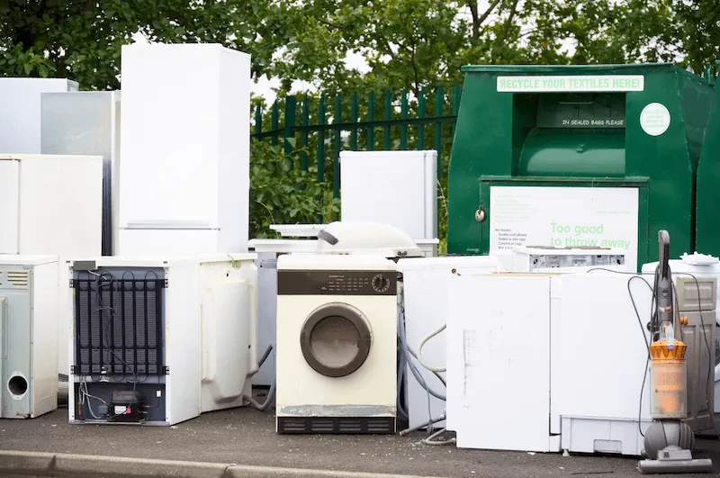 Appliance removal service in Corinth