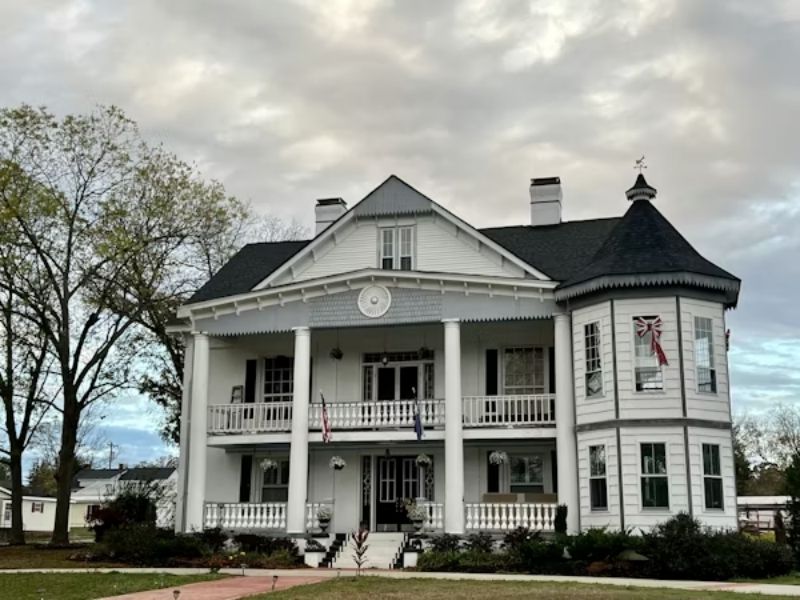 Complete home restoration services in Central Pennsylvania